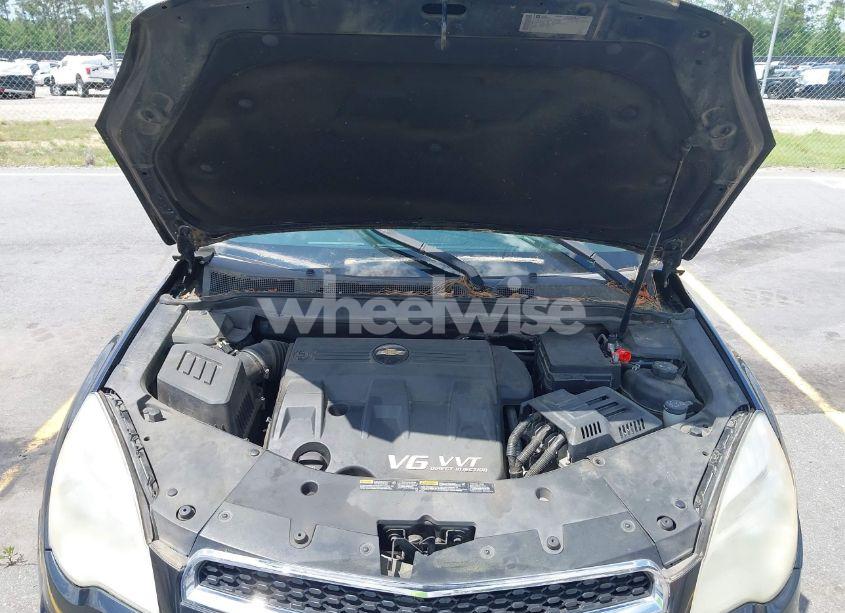 Photo 10 of 2011 Chevrolet Equinox 2LT (VIN 2CNFLPE51B6438210)