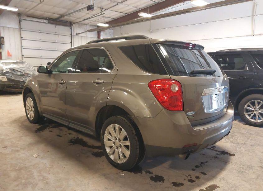 Photo 3 of 2011 Chevrolet Equinox 2LT (VIN 2CNFLPE59B6235677)