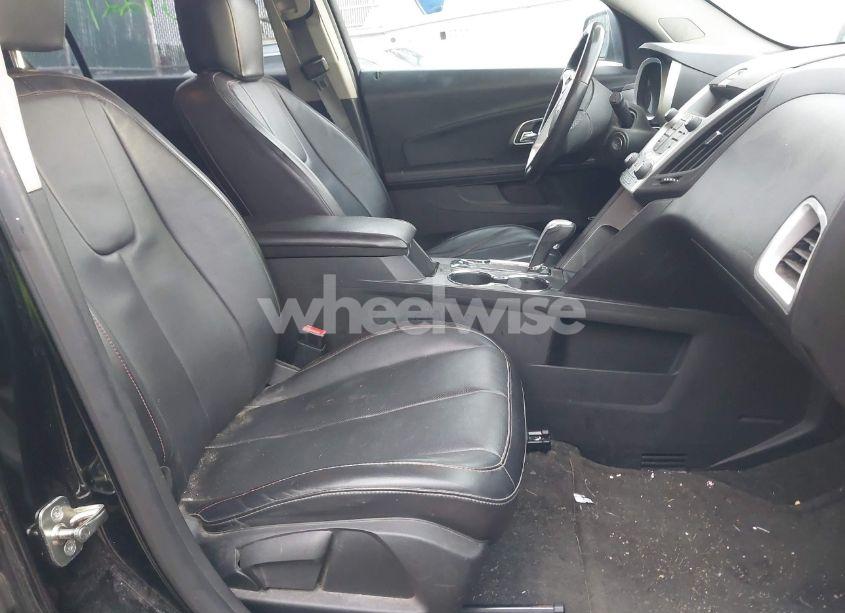 Photo 5 of 2011 Chevrolet Equinox 2LT (VIN 2CNFLPE59B6477272)