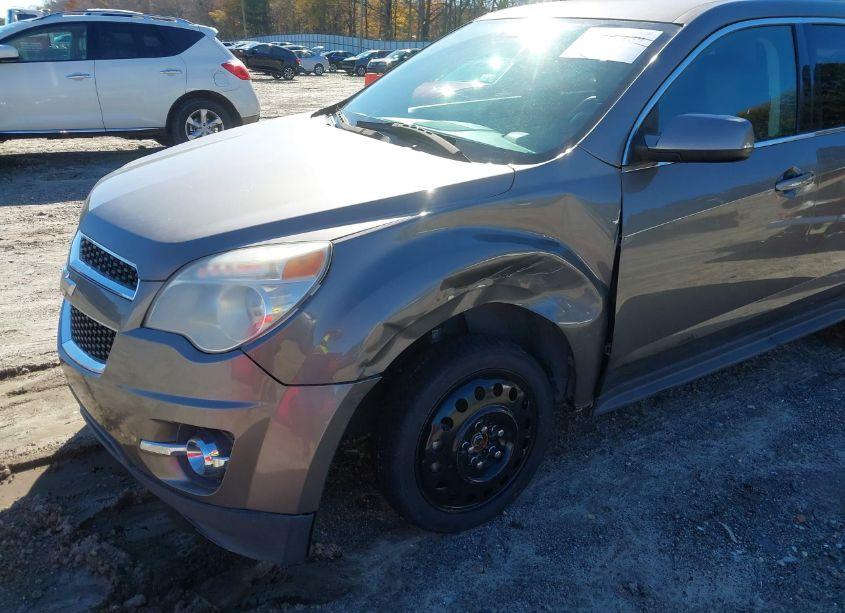 Photo 6 of 2011 Chevrolet Equinox 2LT (VIN 2CNFLPE5XB6422829)