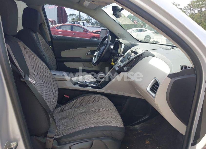 Photo 5 of 2010 Chevrolet Equinox LT (VIN 2CNFLPEY4A6291471)