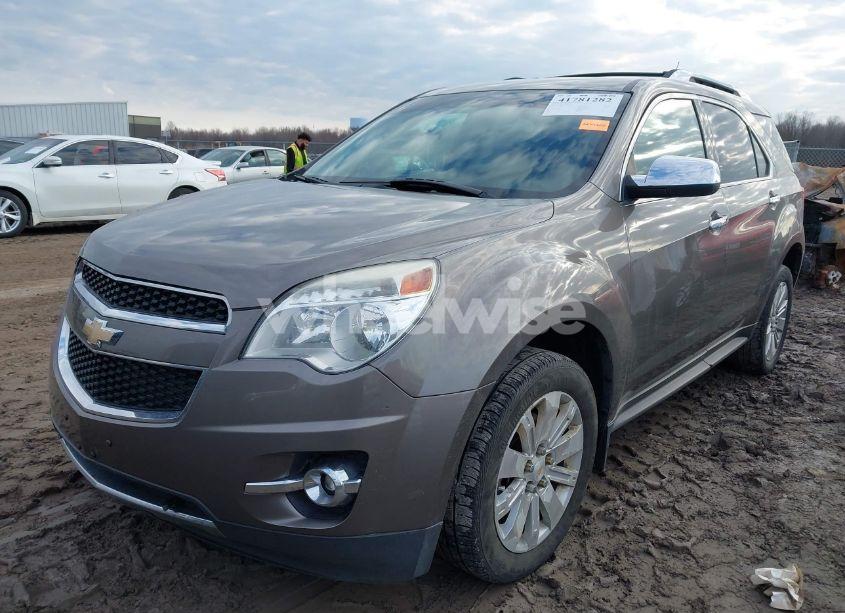 Photo 2 of 2010 Chevrolet Equinox LT (VIN 2CNFLPEY8A6363983)