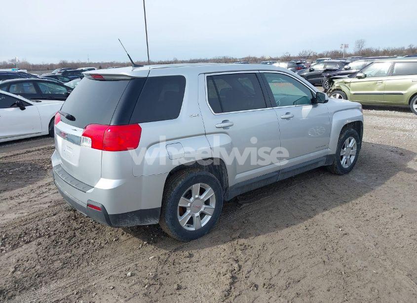 Photo 4 of 2010 Gmc Terrain SLE-1 (VIN 2CTALBEW3A6407120)