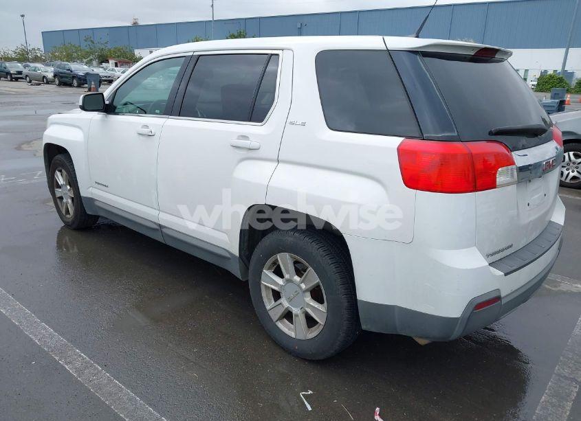 Photo 3 of 2010 Gmc Terrain SLE-1 (VIN 2CTALBEW4A6375049)