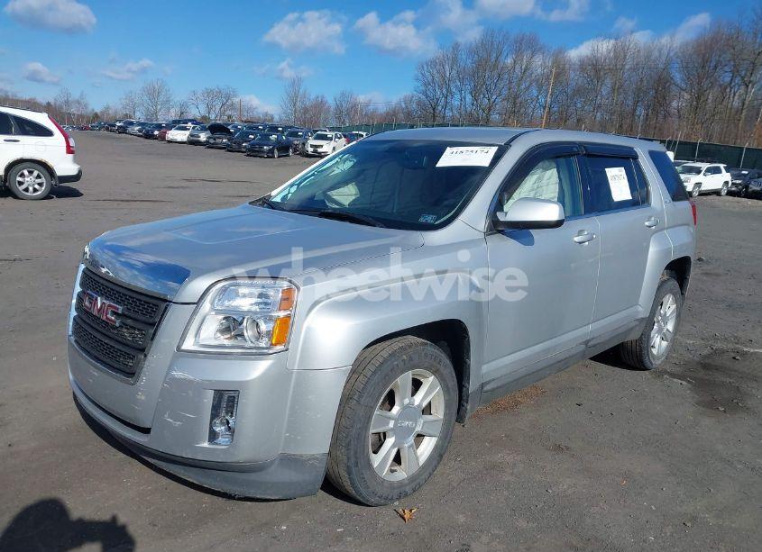 Photo 2 of 2010 Gmc Terrain SLE-1 (VIN 2CTALBEW9A6319415)