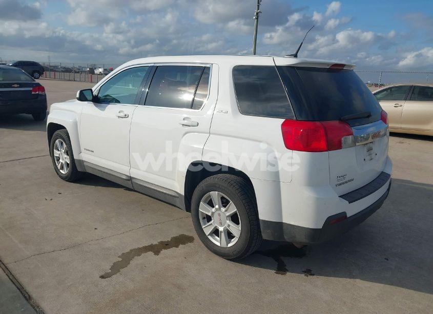 Photo 3 of 2010 Gmc Terrain SLE-1 (VIN 2CTALBEWXA6399968)