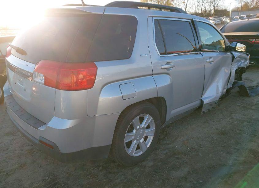 Photo 4 of 2010 Gmc Terrain SLE-2 (VIN 2CTALDEW1A6353084)