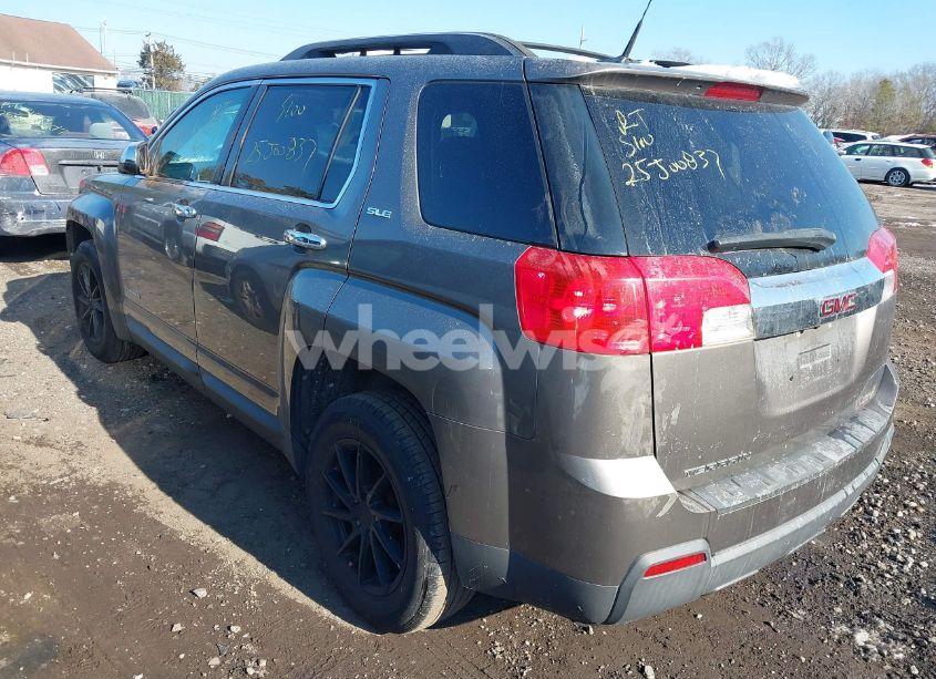 Photo 3 of 2010 Gmc Terrain SLE-2 (VIN 2CTALDEW5A6300291)