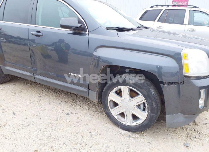 Photo 6 of 2010 Gmc Terrain SLE-2 (VIN 2CTALDEW7A6376448)
