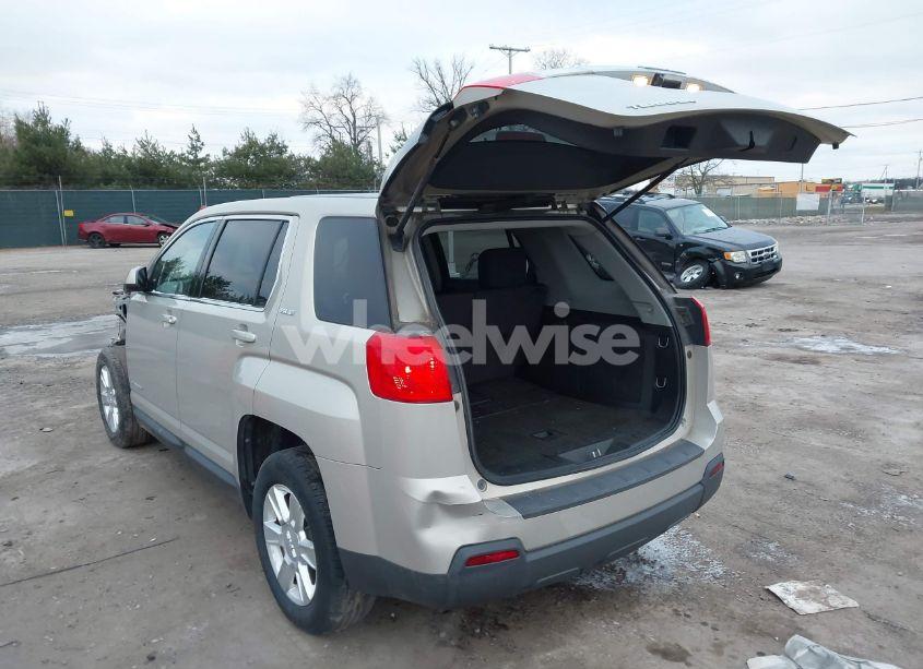 Photo 3 of 2011 Gmc Terrain SLE-1 (VIN 2CTALMEC2B6290407)