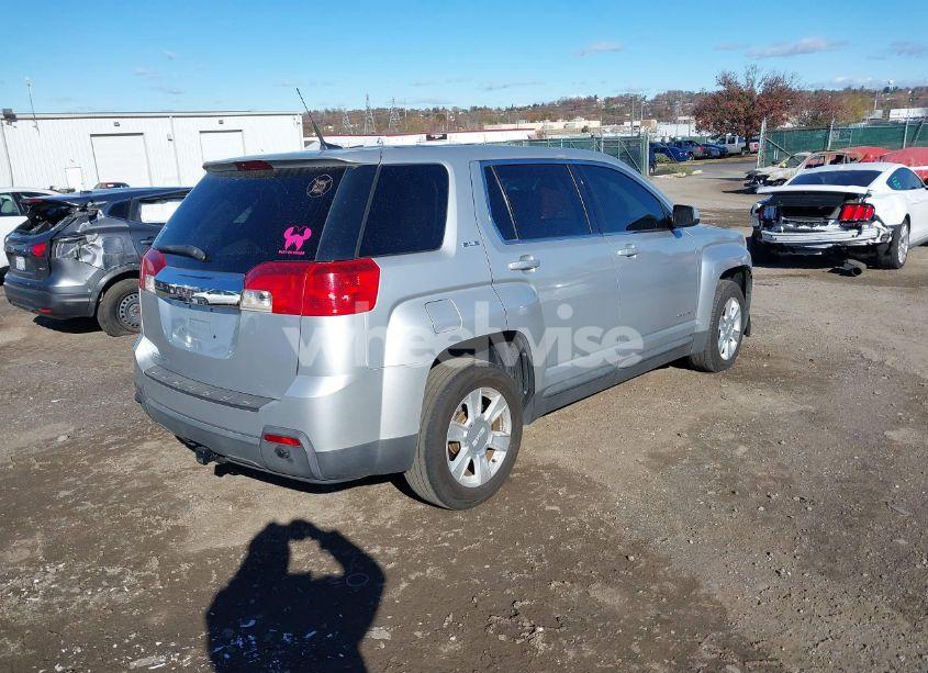 Photo 4 of 2011 Gmc Terrain SLE-1 (VIN 2CTALMEC2B6441309)