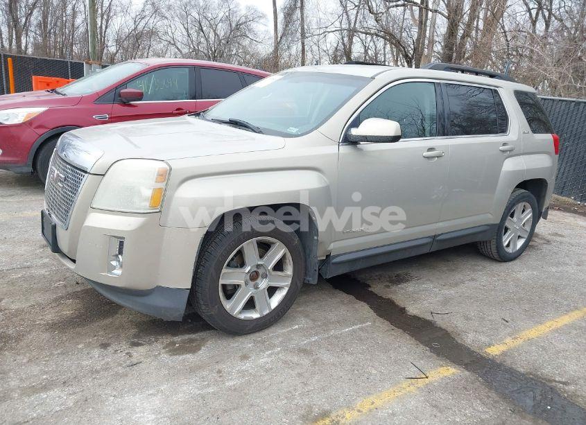 Photo 2 of 2011 Gmc Terrain SLE-2 (VIN 2CTALSEC6B6383371)
