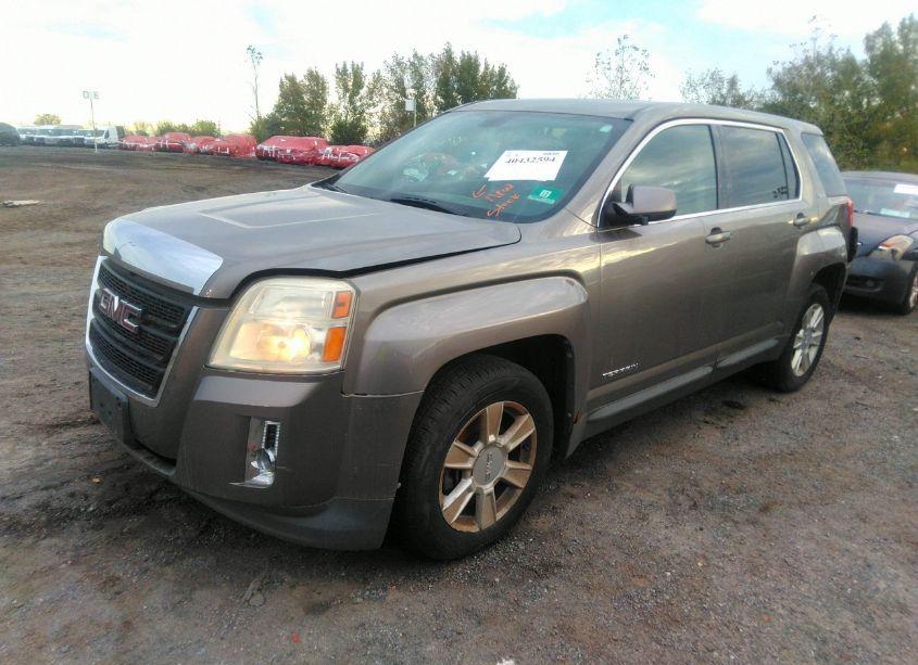 Photo 2 of 2010 Gmc Terrain SLE-1 (VIN 2CTFLCEW6A6296932)