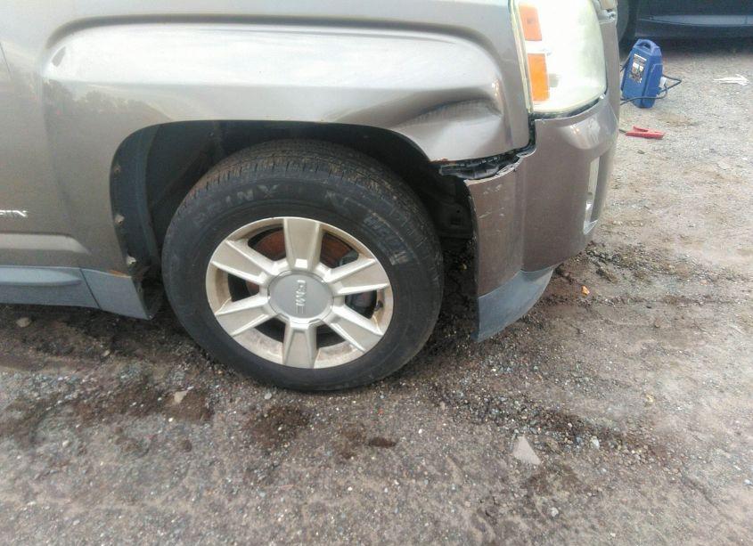 Photo 6 of 2010 Gmc Terrain SLE-1 (VIN 2CTFLCEW6A6296932)