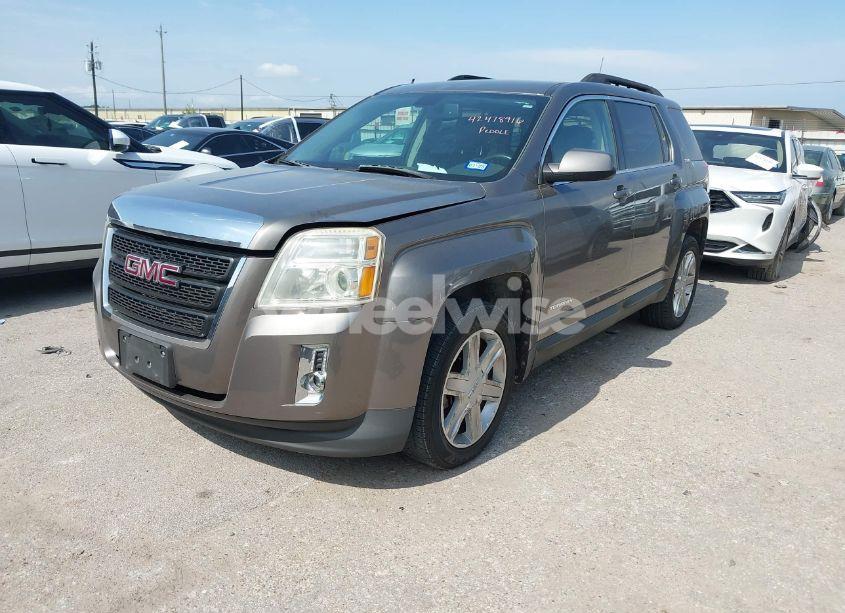 Photo 2 of 2010 Gmc Terrain SLE-2 (VIN 2CTFLDEY4A6340188)
