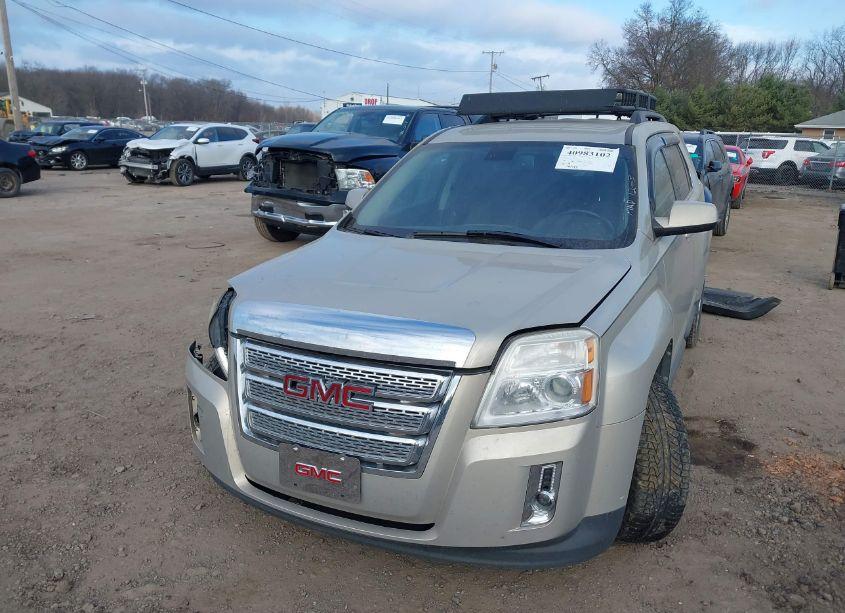 Photo 2 of 2010 Gmc Terrain SLE-2 (VIN 2CTFLEEY7A6232914)