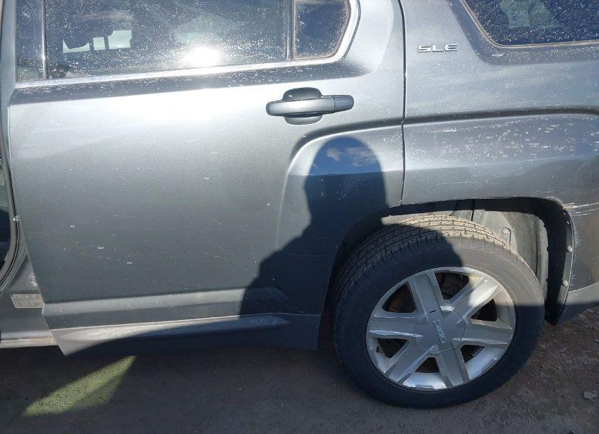 Photo 14 of 2010 Gmc Terrain SLE-2 (VIN 2CTFLEEY9A6322338)