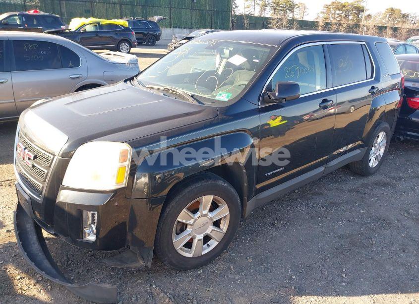 Photo 2 of 2011 Gmc Terrain SLE-1 (VIN 2CTFLREC4B6230583)