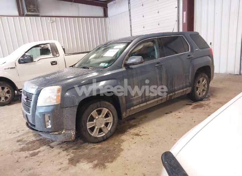 Photo 2 of 2011 Gmc Terrain SLE-1 (VIN 2CTFLREC5B6476624)