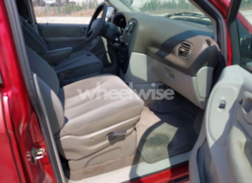 Photo 5 of 2005 Dodge Grand CARAVAN SE (VIN 2D4GP24R15R235070)