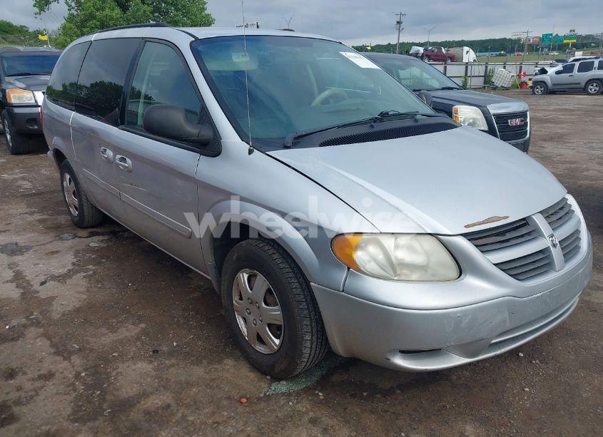 2005 Dodge Grand CARAVAN SE (VIN 2D4GP24R35R388212) main photo