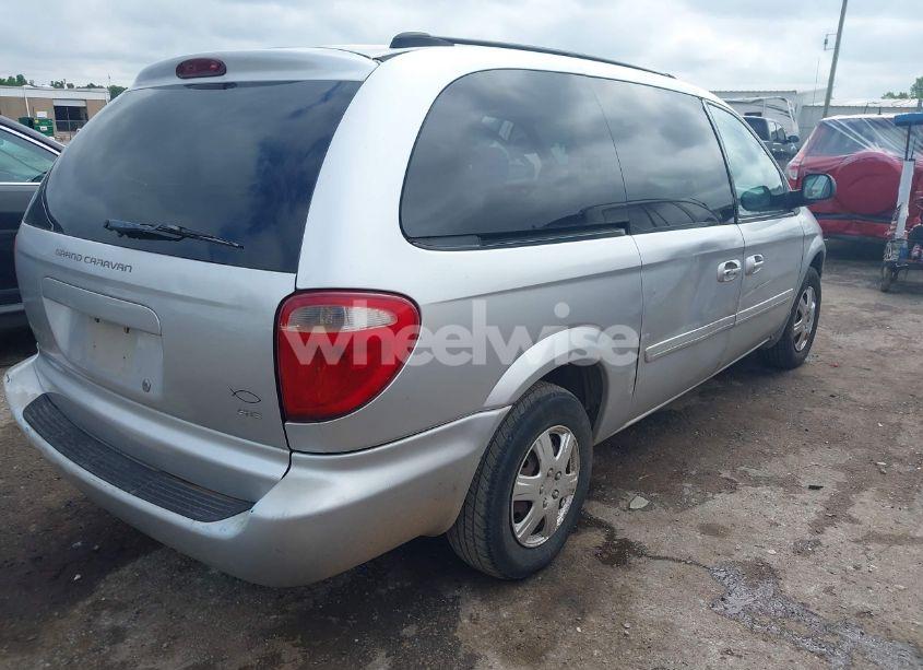 Photo 4 of 2005 Dodge Grand CARAVAN SE (VIN 2D4GP24R35R388212)