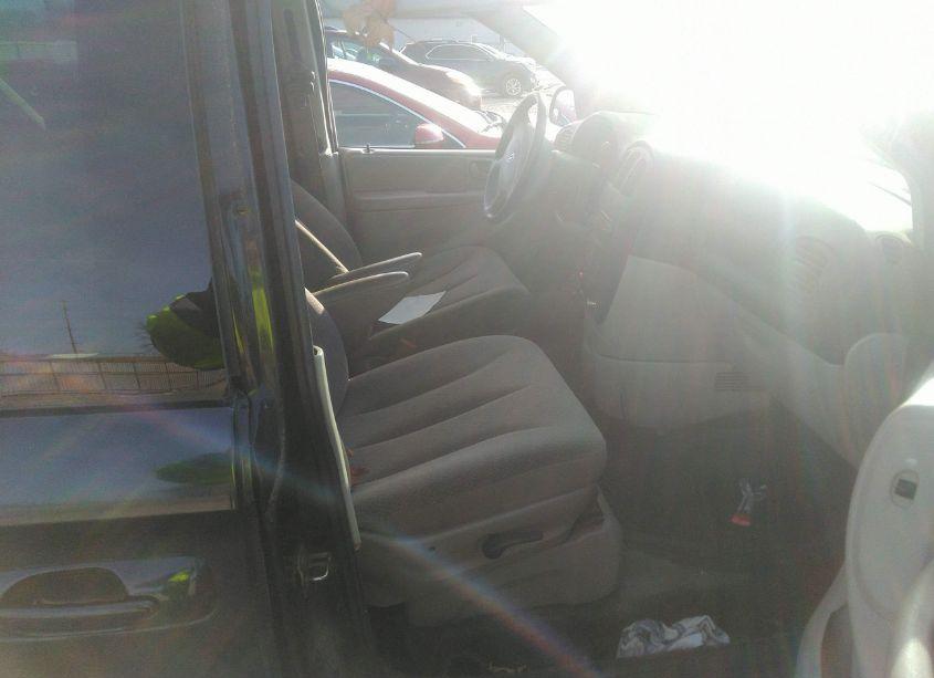 Photo 5 of 2005 Dodge Grand CARAVAN SE (VIN 2D4GP24R65R146630)