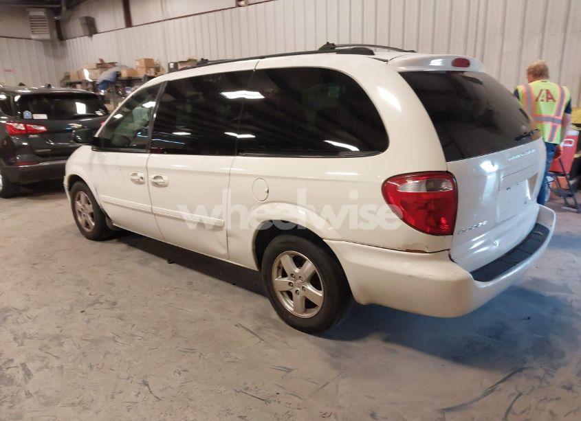 Photo 3 of 2005 Dodge Grand CARAVAN SE (VIN 2D4GP24R75R105956)