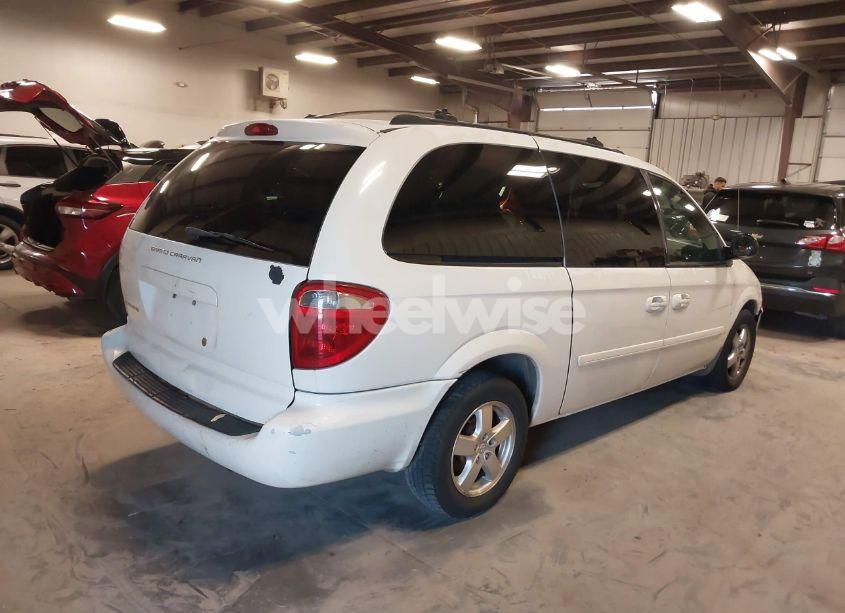 Photo 4 of 2005 Dodge Grand CARAVAN SE (VIN 2D4GP24R75R105956)