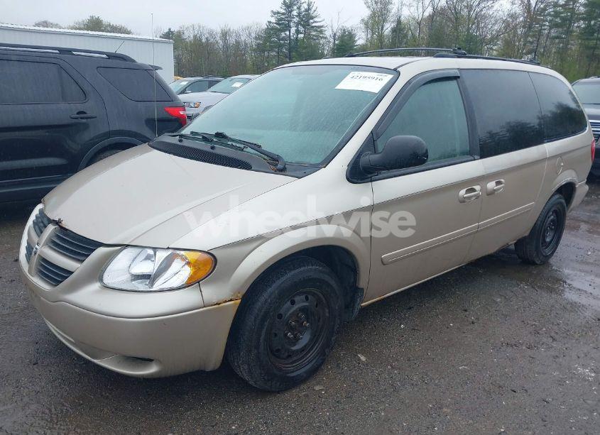 Photo 2 of 2005 Dodge Grand CARAVAN SE (VIN 2D4GP24R95R324515)