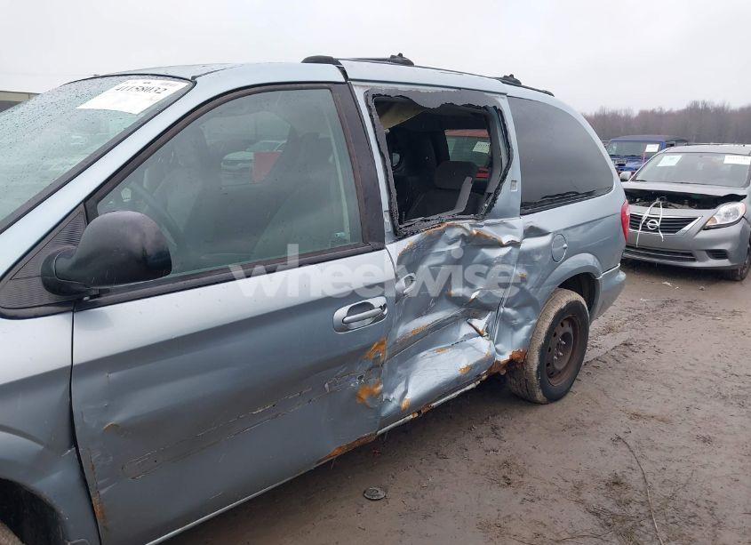 Photo 6 of 2005 Dodge Grand CARAVAN SE (VIN 2D4GP24RX5R228988)