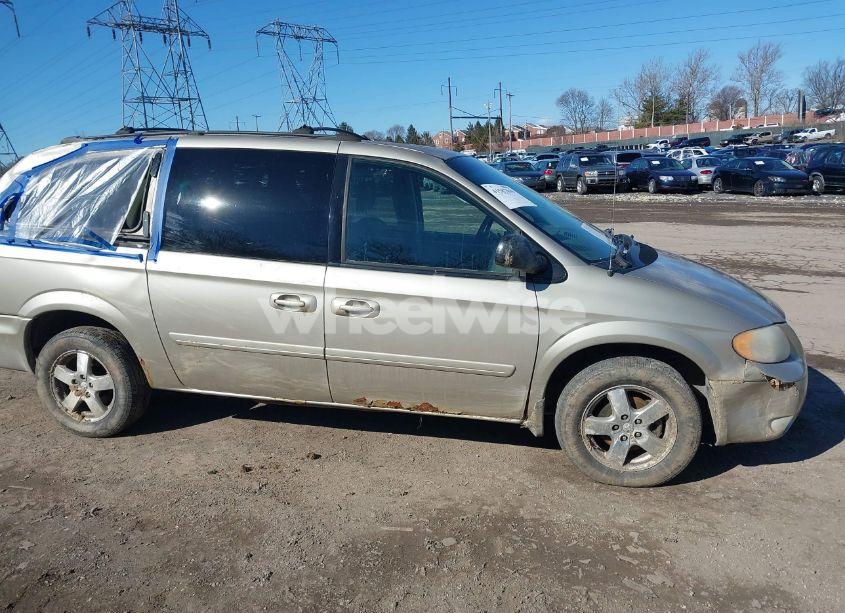 Photo 6 of 2005 Dodge Grand CARAVAN SXT (VIN 2D4GP44L05R198990)