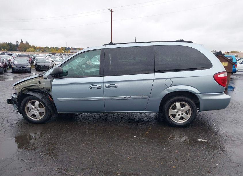 Photo 15 of 2005 Dodge Grand CARAVAN SXT (VIN 2D4GP44L05R404261)