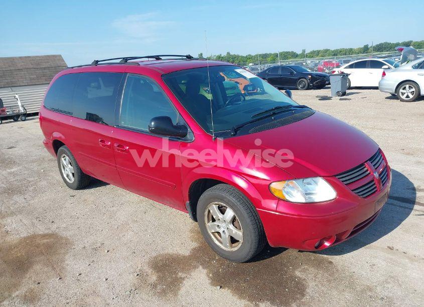 2005 Dodge Grand CARAVAN SXT (VIN 2D4GP44L05R552278) main photo