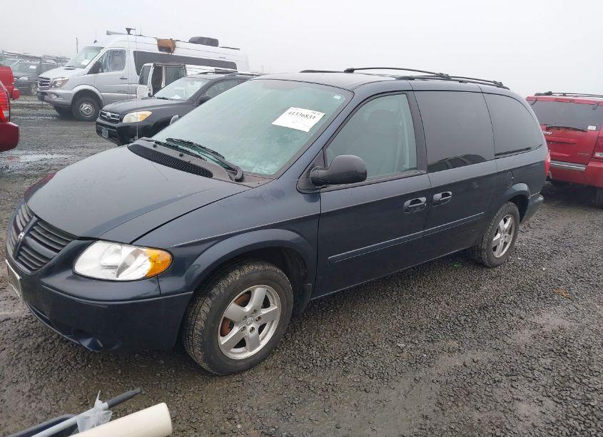 Photo 2 of 2007 Dodge Grand CARAVAN SXT (VIN 2D4GP44L07R178161)