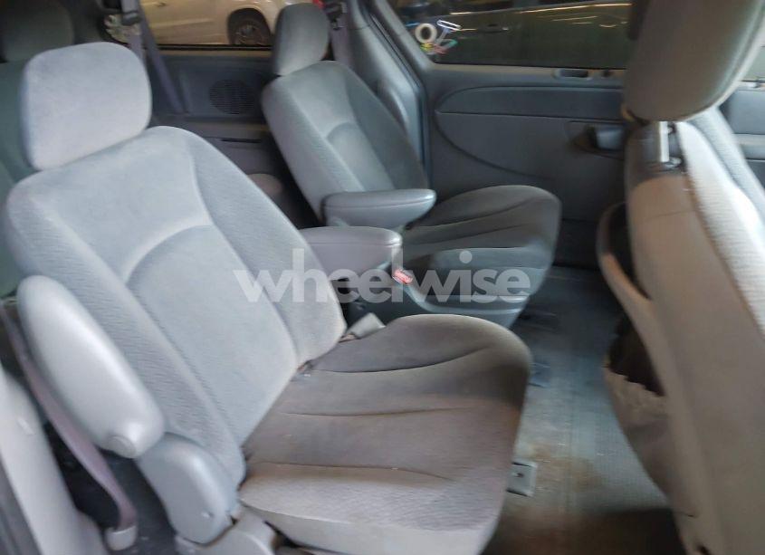 Photo 8 of 2004 Dodge Grand CARAVAN SXT (VIN 2D4GP44L14R602832)