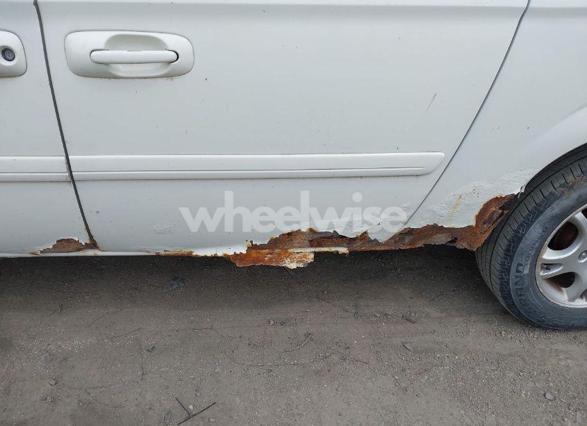 Photo 13 of 2004 Dodge Grand CARAVAN SXT (VIN 2D4GP44L14R617041)