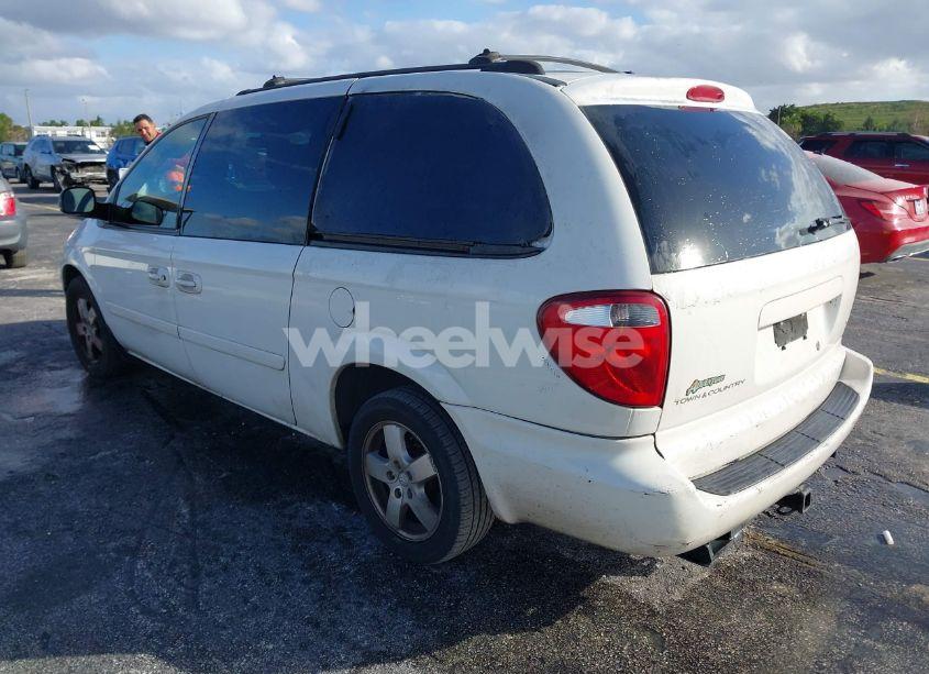 Photo 3 of 2005 Dodge Grand CARAVAN SXT (VIN 2D4GP44L15R517247)