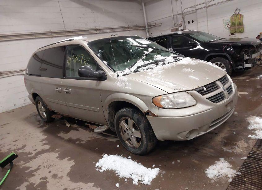 2006 Dodge Grand CARAVAN SXT (VIN 2D4GP44L26R885907) main photo