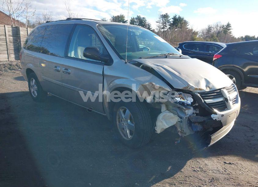 2007 Dodge Grand CARAVAN SXT (VIN 2D4GP44L27R257895) main photo