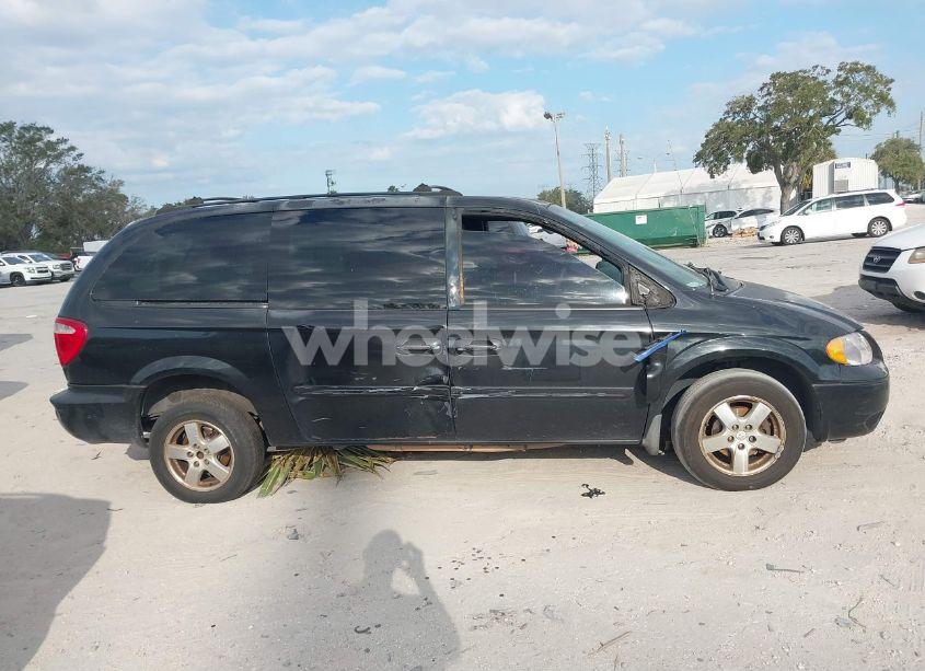 Photo 13 of 2005 Dodge Grand CARAVAN SXT (VIN 2D4GP44L35R132868)