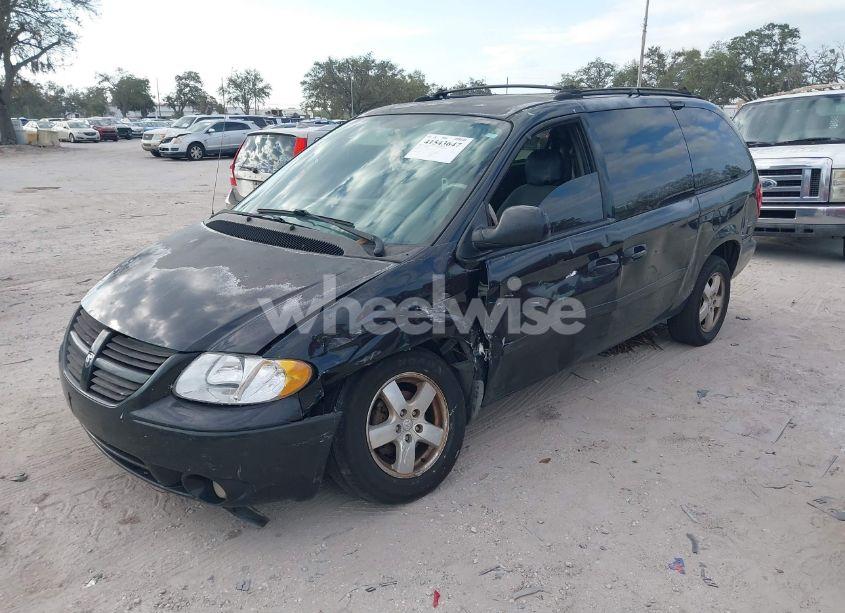 Photo 2 of 2005 Dodge Grand CARAVAN SXT (VIN 2D4GP44L35R132868)