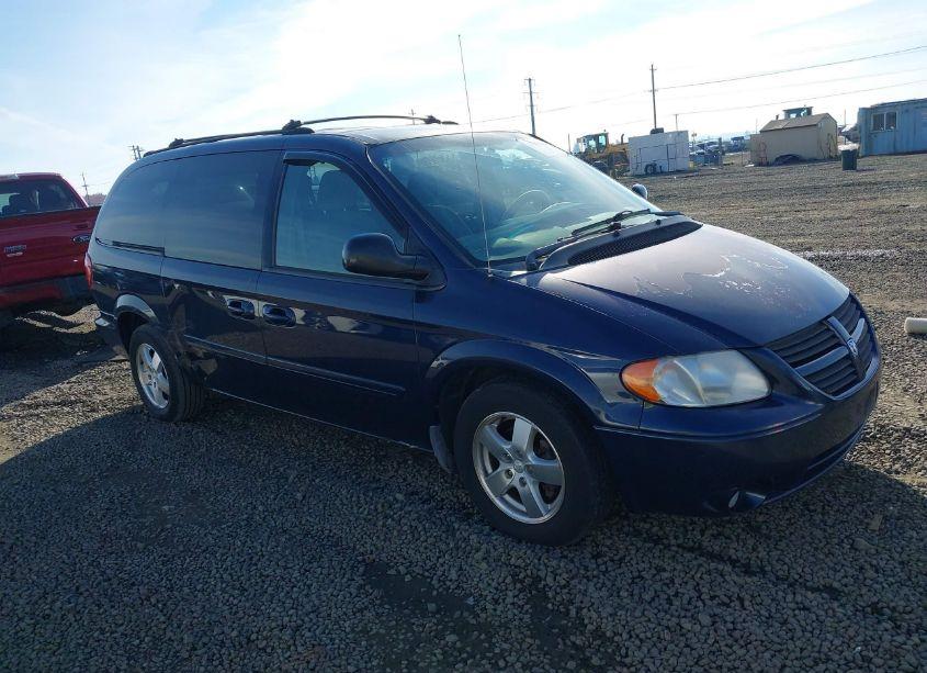 2005 Dodge Grand CARAVAN SXT (VIN 2D4GP44L35R132935) main photo