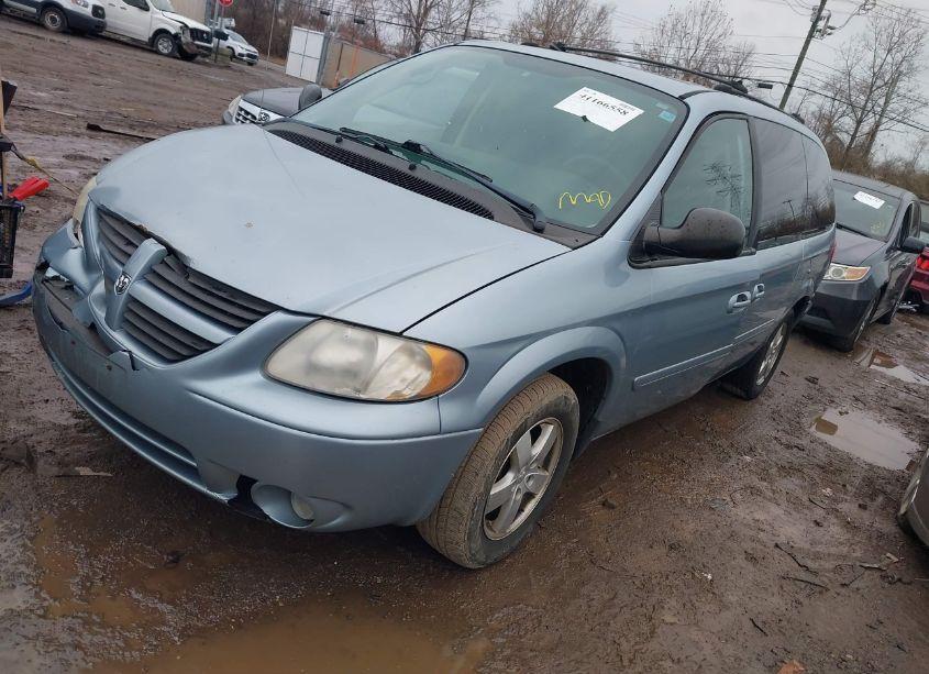 Photo 2 of 2005 Dodge Grand CARAVAN SXT (VIN 2D4GP44L35R223834)