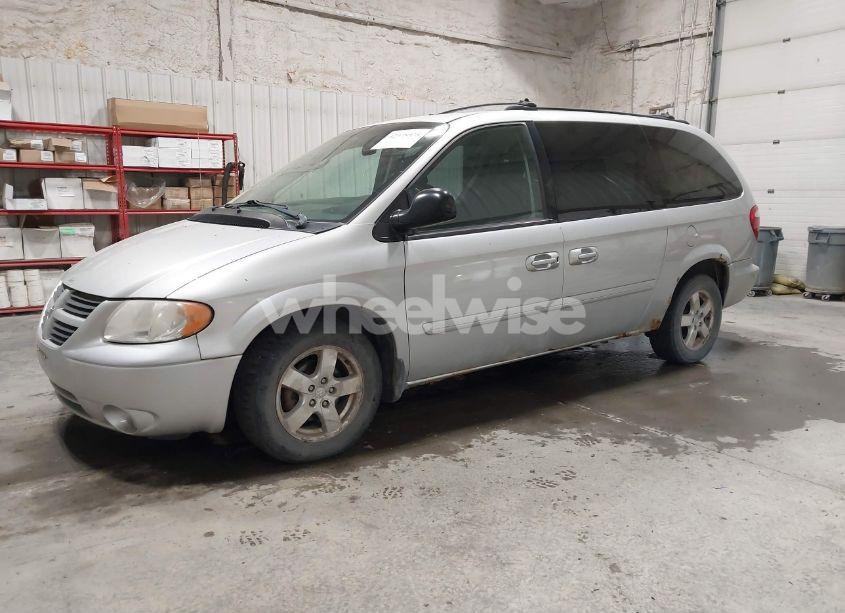 Photo 2 of 2005 Dodge Grand CARAVAN SXT (VIN 2D4GP44L35R316403)