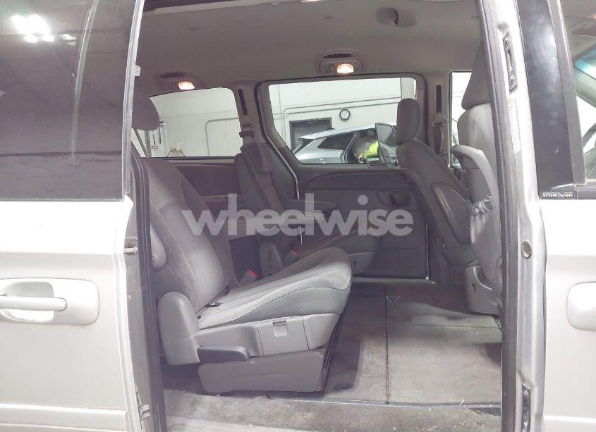 Photo 8 of 2005 Dodge Grand CARAVAN SXT (VIN 2D4GP44L35R316403)