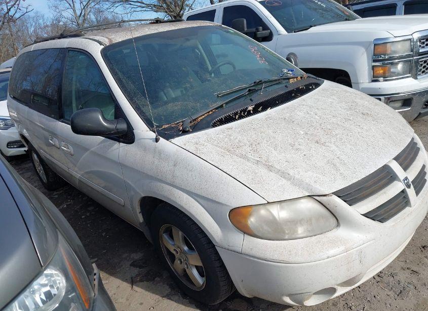 2005 Dodge Grand CARAVAN SXT (VIN 2D4GP44L35R324842) main photo