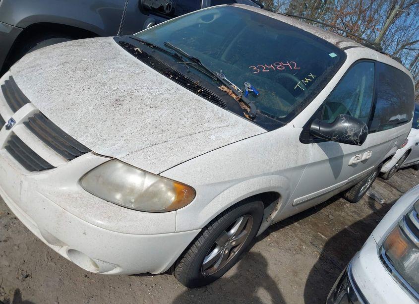 Photo 2 of 2005 Dodge Grand CARAVAN SXT (VIN 2D4GP44L35R324842)