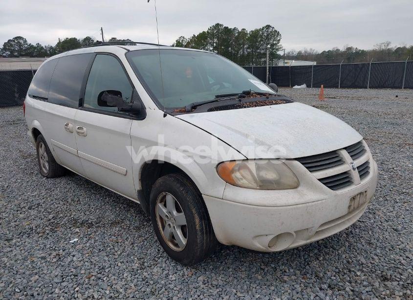 2005 Dodge Grand CARAVAN SXT (VIN 2D4GP44L35R443006) main photo