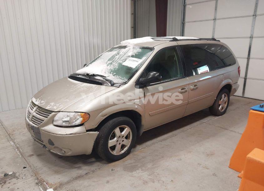 Photo 2 of 2005 Dodge Grand CARAVAN SXT (VIN 2D4GP44L35R480962)